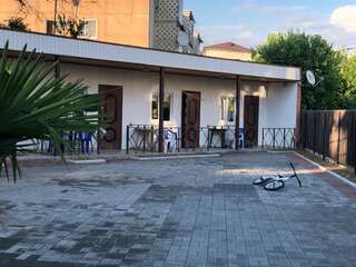 Гостевой дом Гостевой дом Леон 10 Пицунда-0